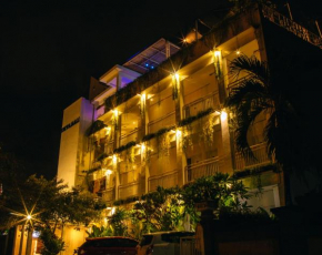 Отель Deva Bali Apartement  North Kuta